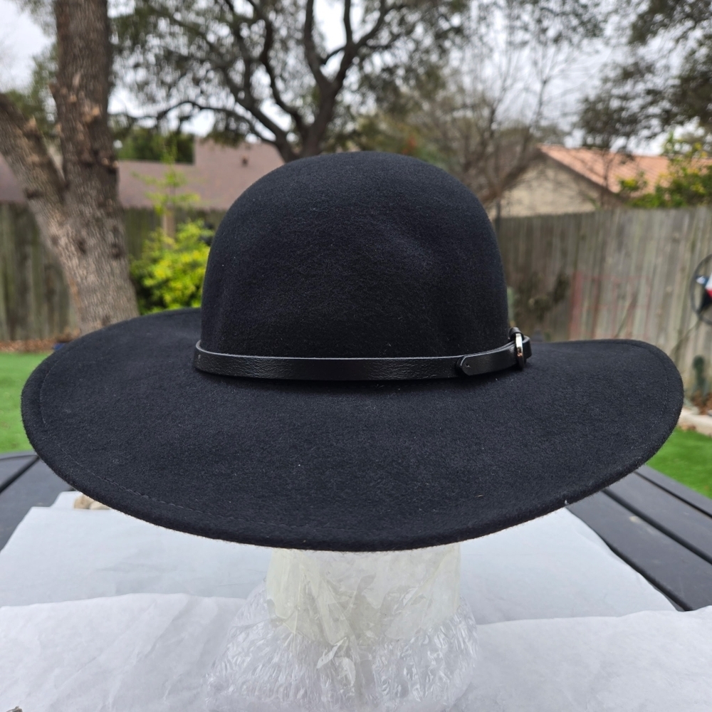 ADORA Classic Black Felt Hat with Logo Band - Picture 3 of 7